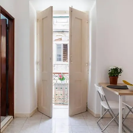 2 Avec Terrasse * Lisboa